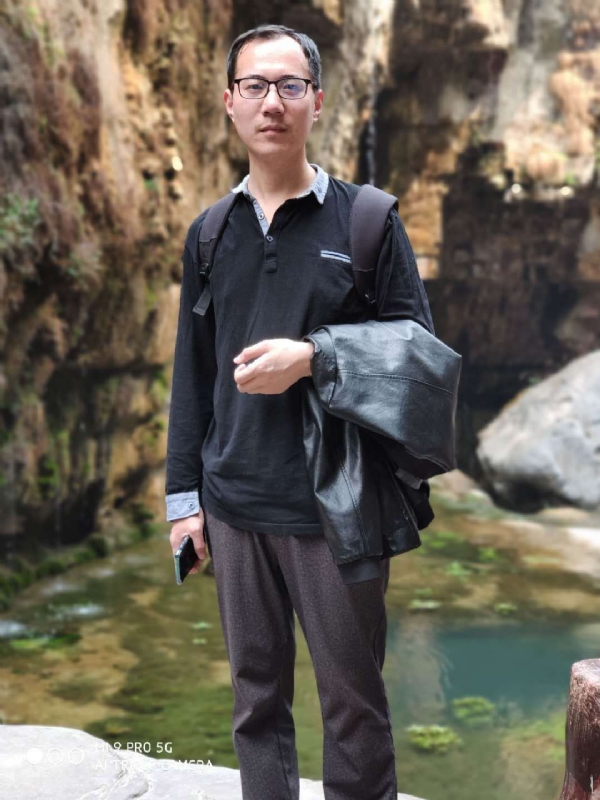 追日的第一张照片--河南闪婚服务中心