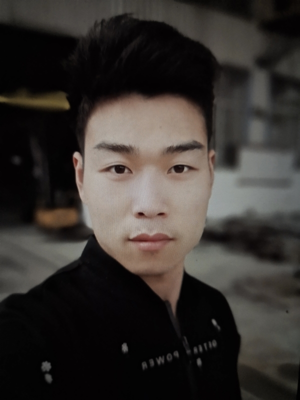 小风的第一张照片--河南闪婚服务中心