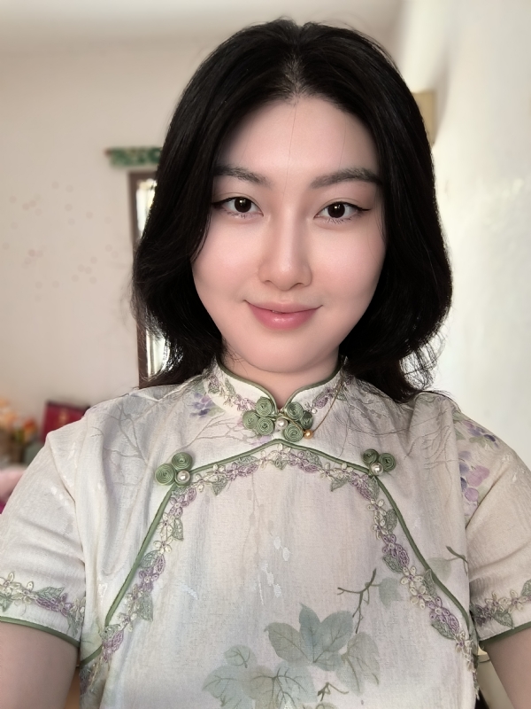 梅莱的第一张照片--河南闪婚服务中心