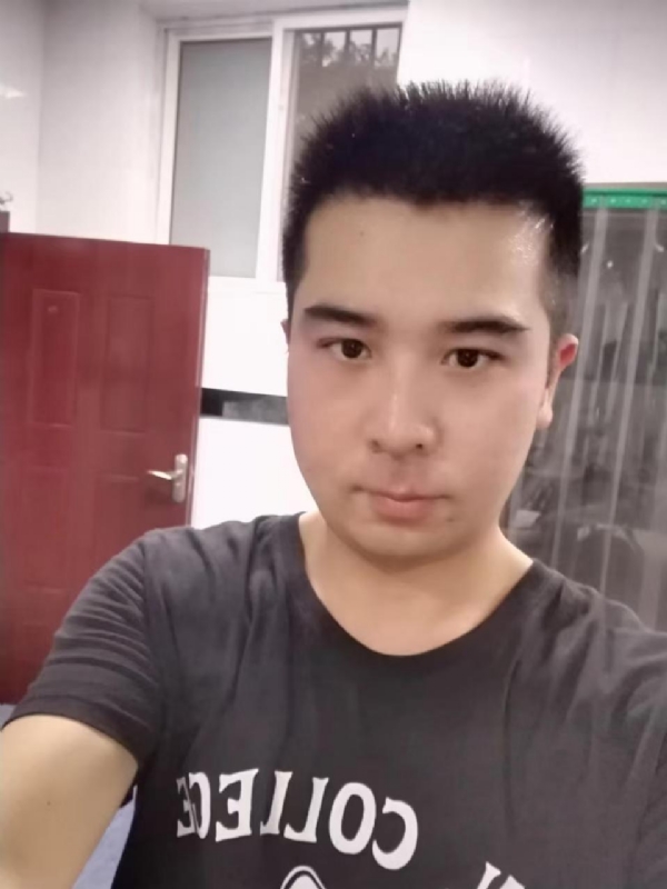 89WANG的第一张照片--河南闪婚服务中心