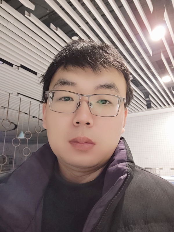 小辉的第二张照片--河南闪婚服务中心