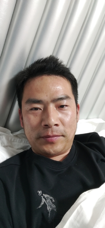 携手共进的第一张照片--河南闪婚服务中心